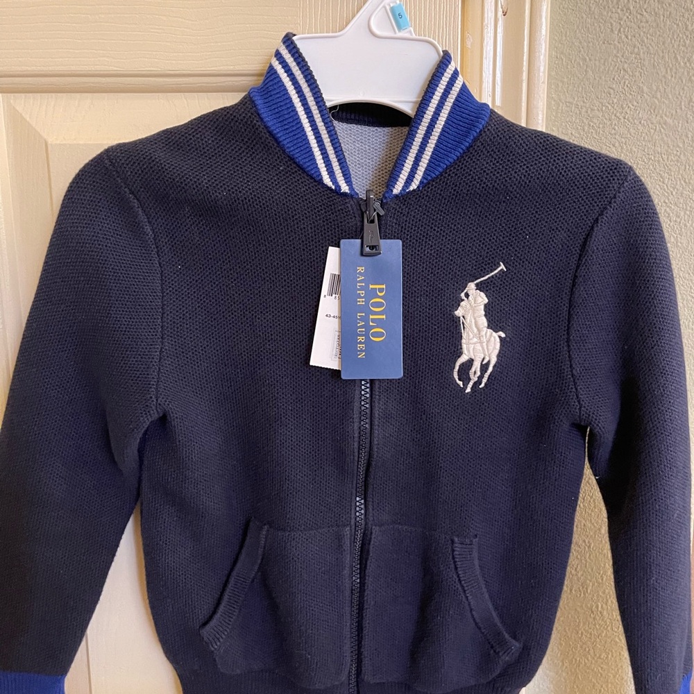 Ralph Lauren Blue Zip up Reversible to gray Sweater size 5-6T in good condition.